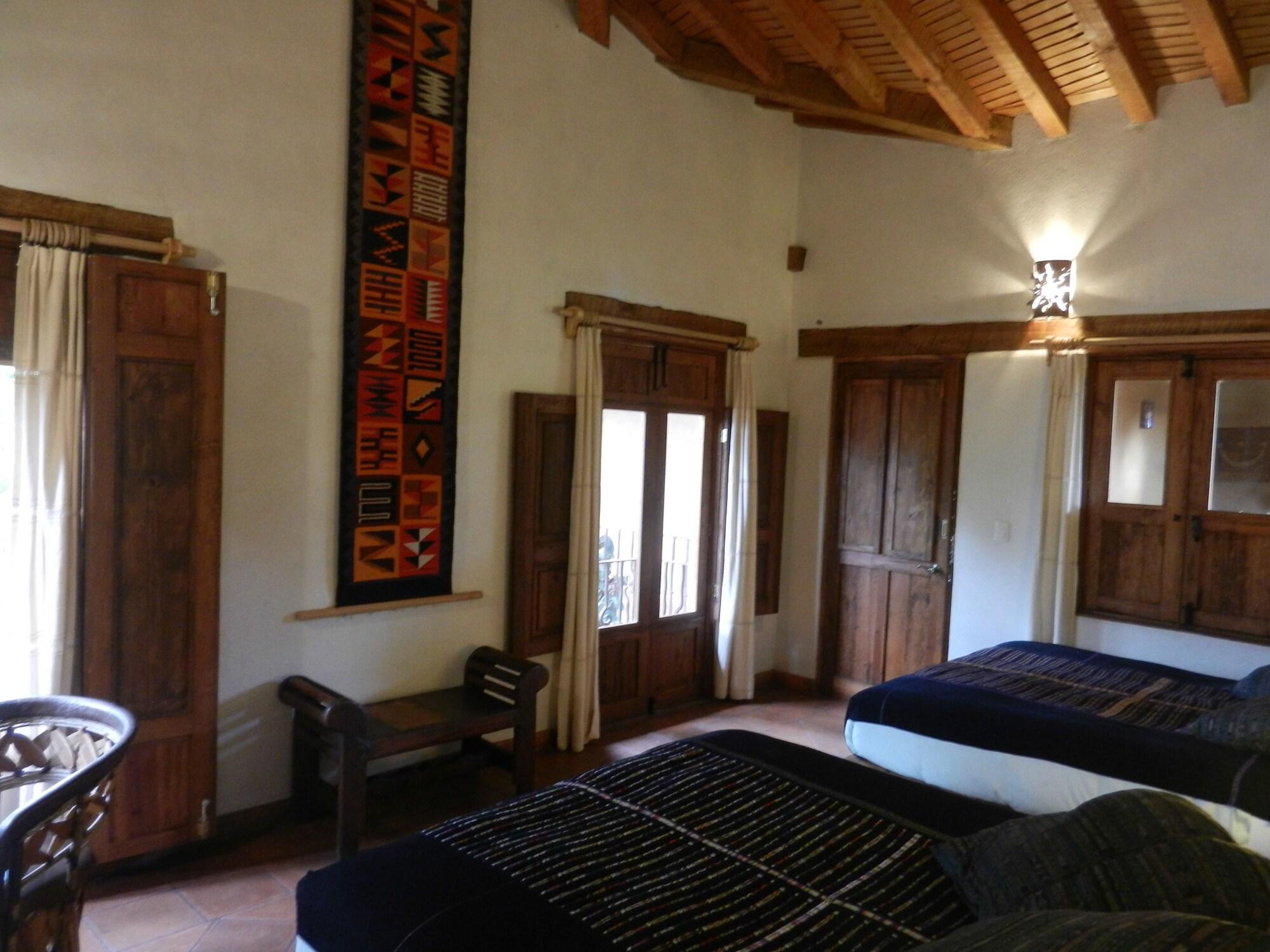Posada Yolihuani Пацкуаро Экстерьер фото